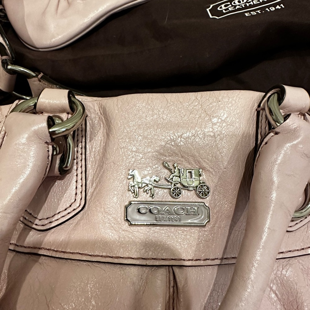 Coach bundle - Picture 6 of 6